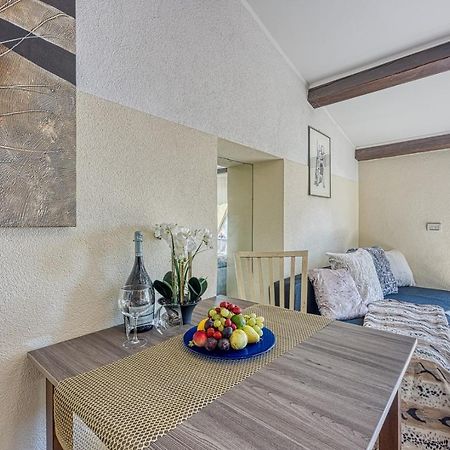 Old Town Apartments In Umag Exteriér fotografie
